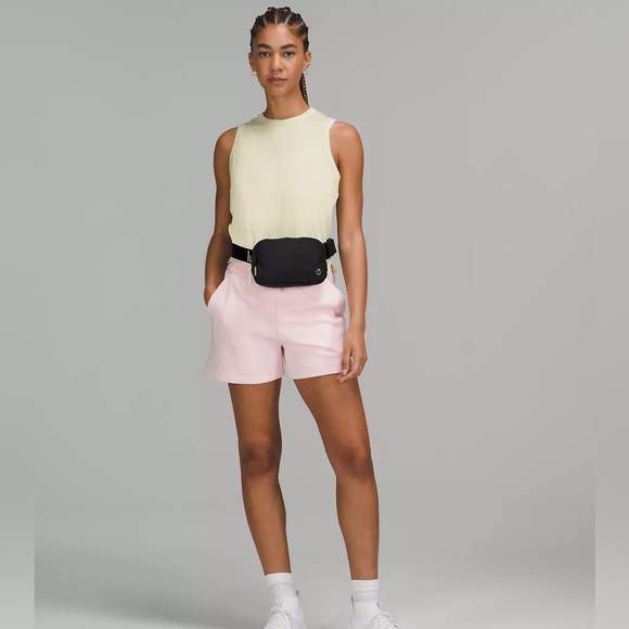 Lululemon Everywhere belt bag - Picture 6 of 7